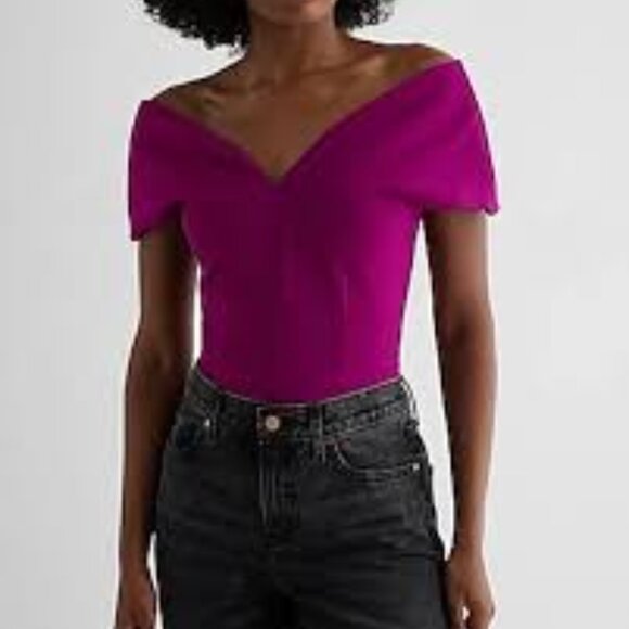 *NWOT* Express Sweetheart Neckline Off The Shoulder Bodysuit - Picture 4 of 4